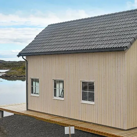 4 Star Holiday In Storsandoya