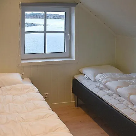 4 Star Holiday In 度假居 Storsandoya