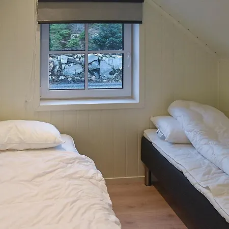 度假居 4 Star Holiday In